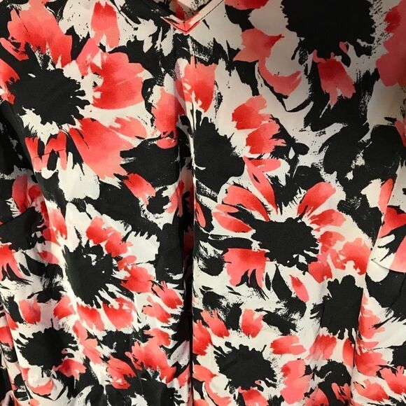 The Limited Plus SZ 2X floral silky feel Blouse Top orange black long sleeve - Picture 7 of 7